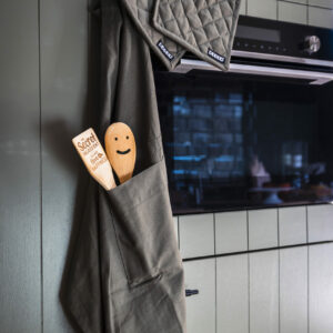 Laurel schort en pannenlappen van het merk DDDDD