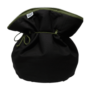 Hooimadam Medium Zwart met groen accenten