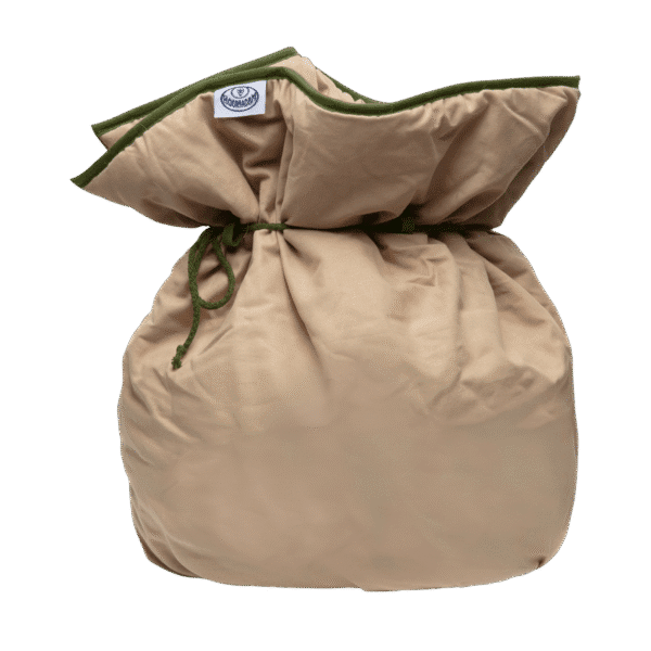 Hooimadam Medium - zand - groen accenten